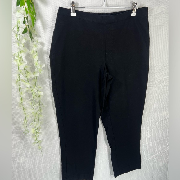 Isaac Mizrahi Live! Comfortable Stretch Crop Pants w/ Side Slit Hem Blk Reg 14 - Picture 9 of 11